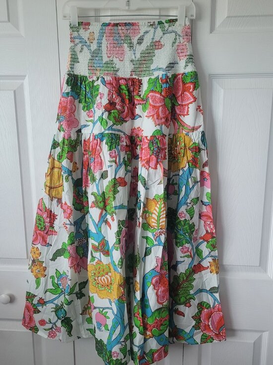 Love The Label Dresses & Skirts - NWT LOVE THE LABEL Floral Maxi Skirt w Slit Size Small